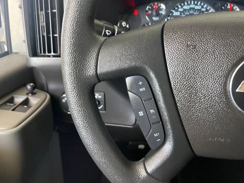 Used 2024 Chevrolet Express 3500 LT w/ LT Preferred Equipment Group RWD image 21