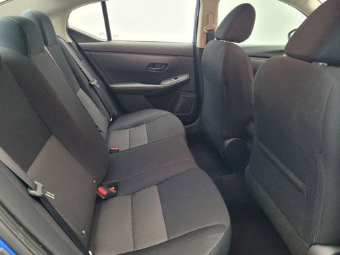 Used 2024 Nissan Sentra SV image 19