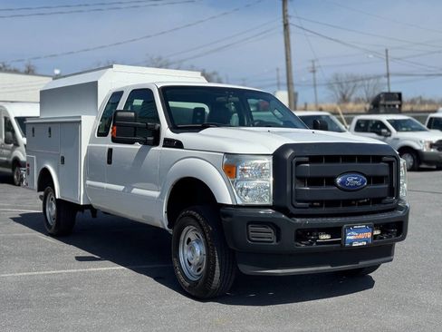 Used 2016 Ford F350 XL AWD/4WD image 3