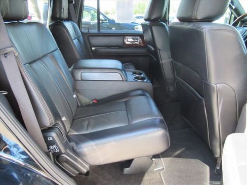 Used 2017 Lincoln Navigator Select AWD/4WD image 30