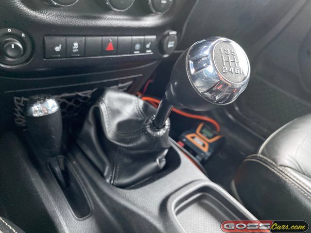 Used 2016 Jeep Wrangler Unlimited Rubicon AWD/4WD image 10