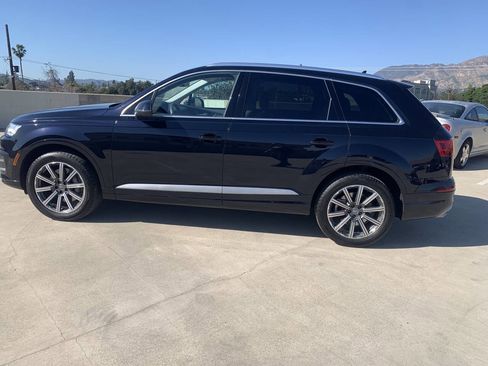 Used 2017 Audi Q7 3.0T Premium AWD/4WD image 10