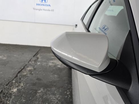 Used 2024 Hyundai Elantra SE image 22