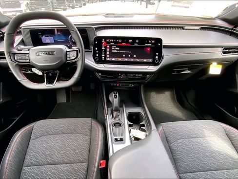 New 2026 Dodge Charger R/T AWD/4WD image 12