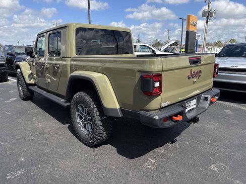 New 2026 Jeep Gladiator Mojave AWD/4WD image 4