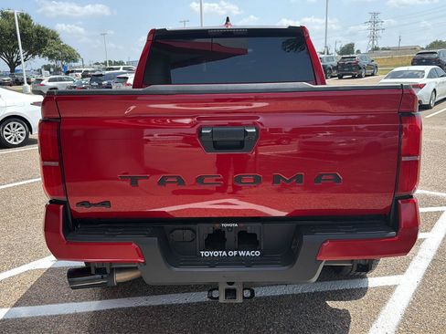 Used 2026 Toyota Tacoma SR5 AWD/4WD image 4