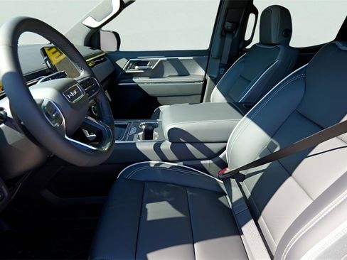 New 2026 GMC Sierra EV Elevation image 9