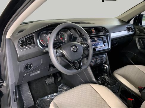 Used 2021 Volkswagen Tiguan S FWD image 17