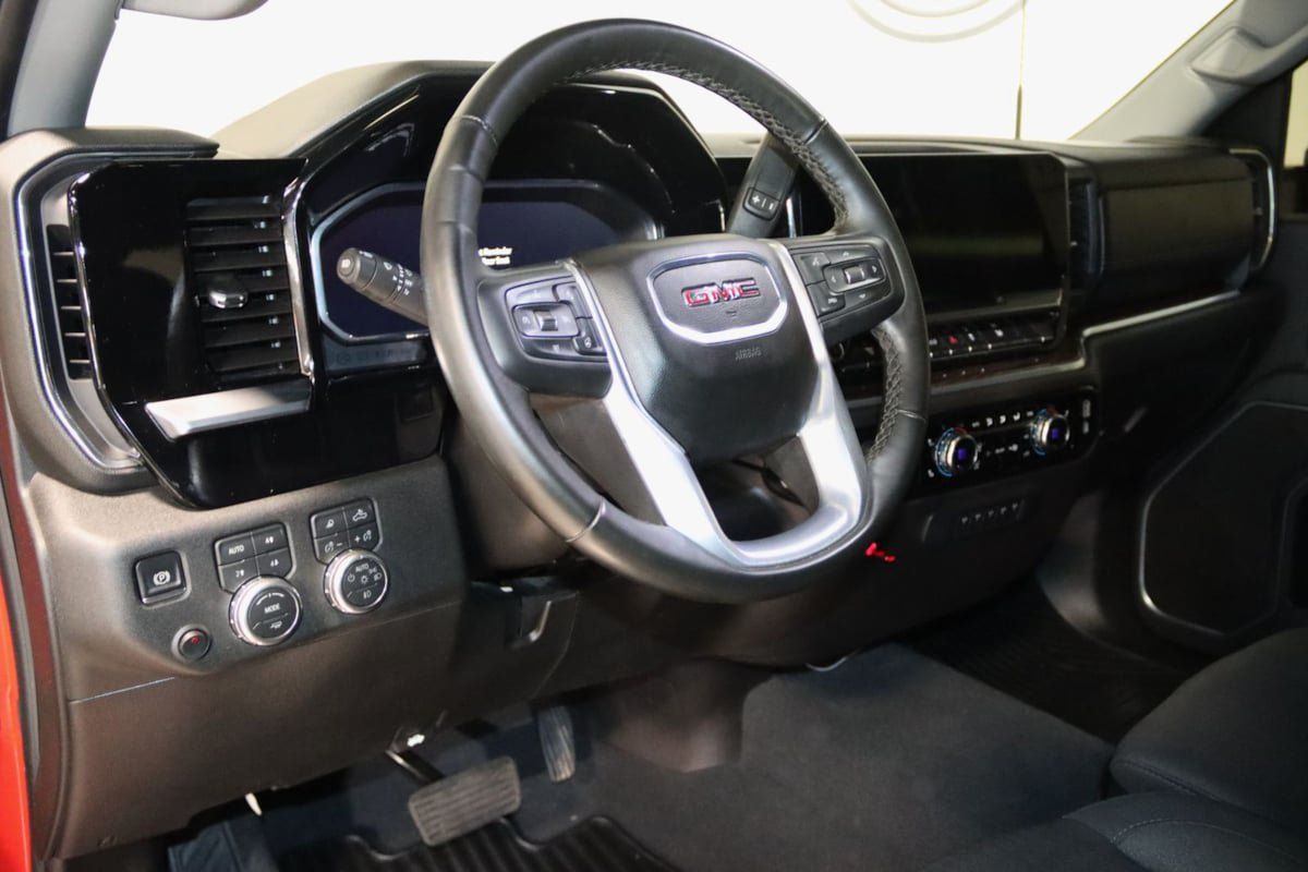 Used 2026 GMC Sierra 3500 SLE w/ SLE Value Package AWD/4WD image 42