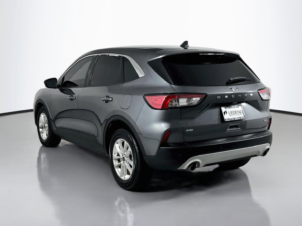 Used 2022 Ford Escape SE w/ Cold Weather Package FWD image 8