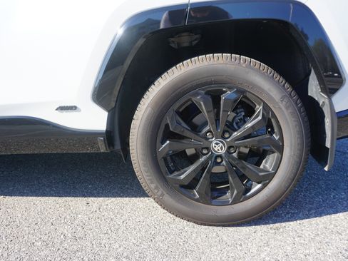 Used 2024 Toyota RAV4 XSE image 6