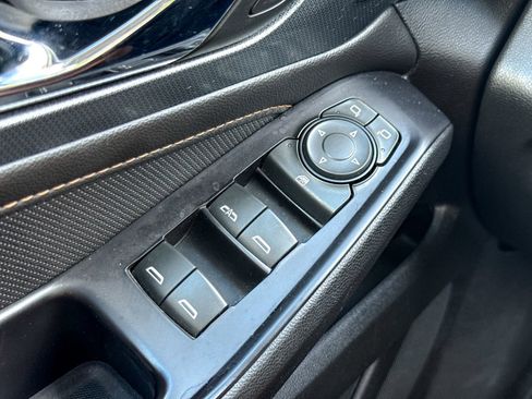 Used 2020 Chevrolet Traverse Premier AWD/4WD image 33