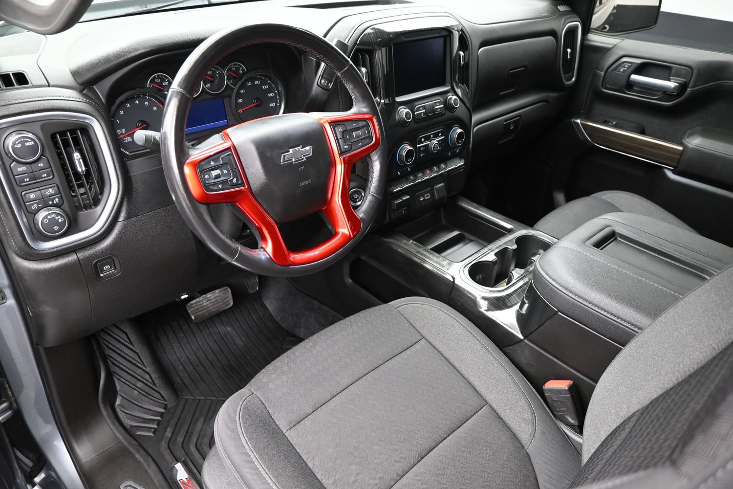 Used 2021 Chevrolet Silverado 1500 LT Trail Boss w/ Bed Protection Package AWD/4WD image 22