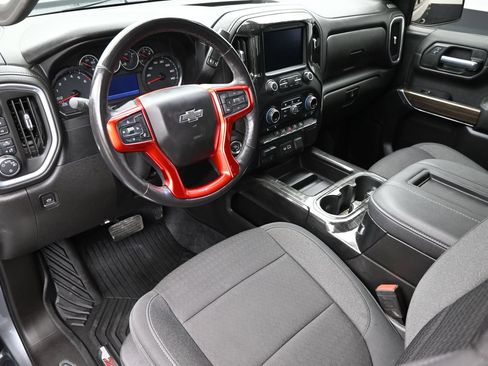 Used 2021 Chevrolet Silverado 1500 LT Trail Boss w/ Bed Protection Package AWD/4WD image 22