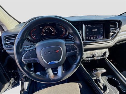 Used 2022 Dodge Durango SXT image 10