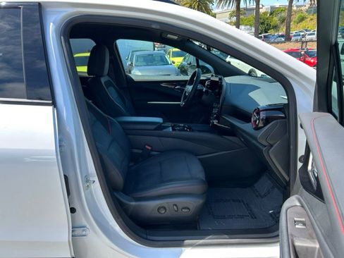 Used 2024 Chevrolet Blazer EV RS AWD/4WD image 39