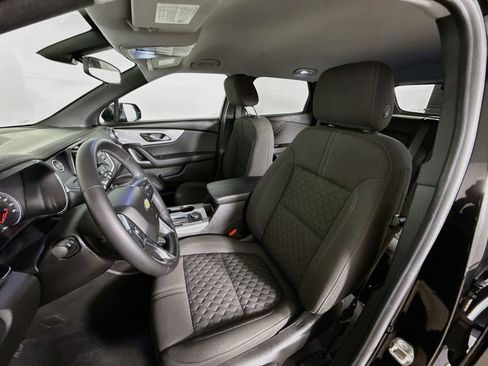 Used 2019 Chevrolet Blazer LT FWD image 24