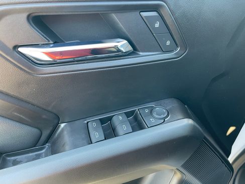 New 2026 GMC Canyon Elevation w/ Convenience Package image 9