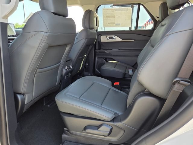 New 2026 Ford Explorer Active w/ Active Comfort Package RWD image 5