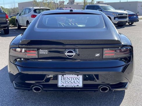 Used 2024 Nissan Z Performance w/ Floor Mat Package image 4