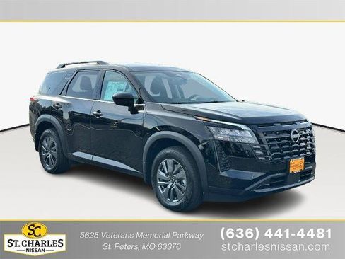 Certified 2026 Nissan Pathfinder SV AWD/4WD image 1