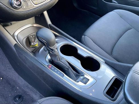 Certified 2022 Chevrolet Malibu LT image 15