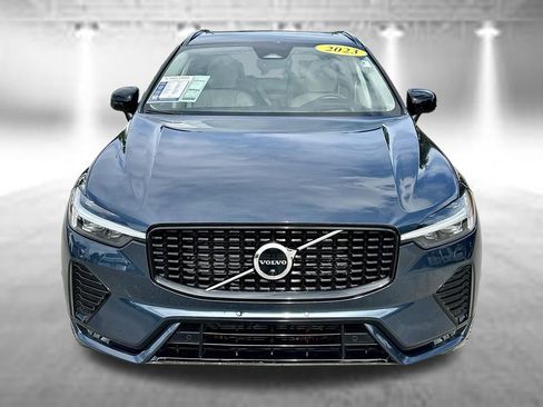 Used 2023 Volvo XC60 B5 Ultimate w/ Climate Package AWD/4WD image 2