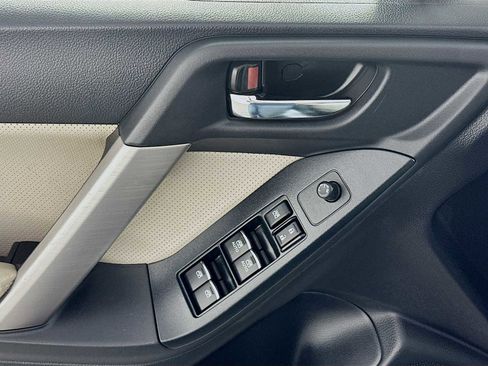 Used 2017 Subaru Forester 2.5i Limited w/ Popular Package #2 image 16