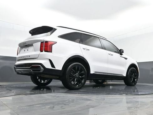 Used 2022 Kia Sorento SX AWD/4WD image 30