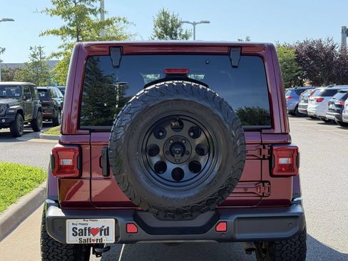 Used 2021 Jeep Wrangler Unlimited Sahara AWD/4WD image 11