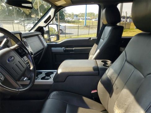 Used 2016 Ford F250 Lariat w/ Chrome Package image 11