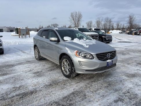 Used 2015 Volvo XC60 T5 image 1