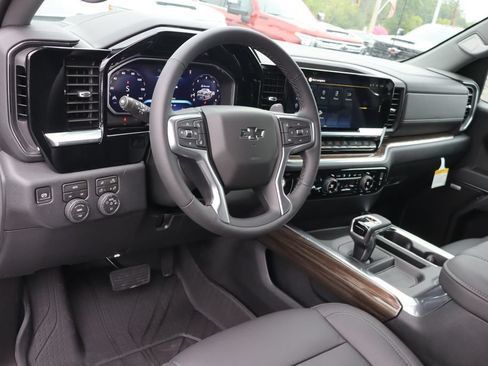 New 2026 Chevrolet Silverado 1500 RST w/ RST All Star Premium Package AWD/4WD image 6