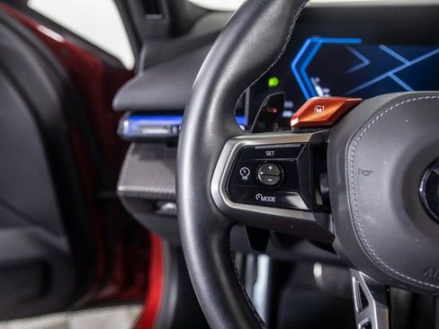 Used 2025 BMW M5 w/ Carbon Package image 32