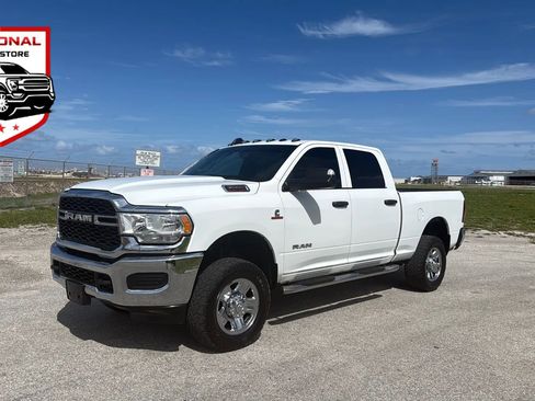 Used 2022 RAM 3500 Tradesman AWD/4WD image 1