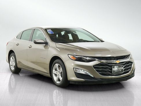 Used 2024 Chevrolet Malibu LT FWD image 7
