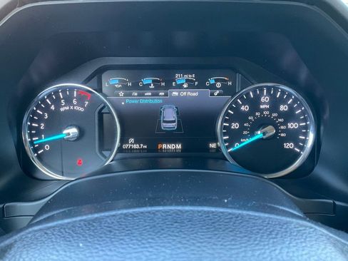 Used 2018 Ford Expedition Platinum image 65