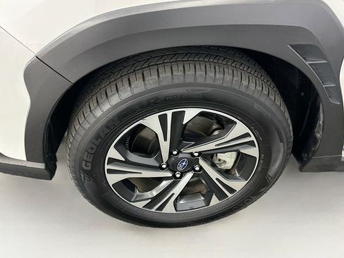 Used 2024 Subaru Crosstrek 2.0i Premium image 11