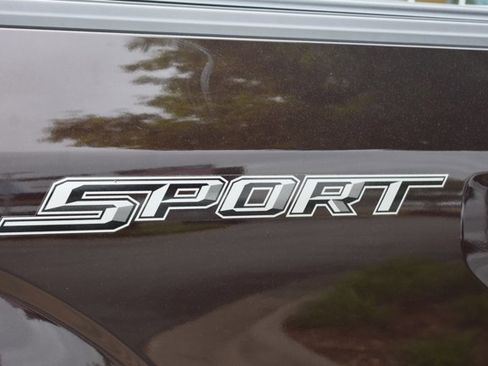 Used 2019 Ford F150 XLT w/ Equipment Group 302A Luxury RWD image 12