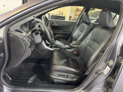 Used 2017 Honda Accord Sport Special Edition image 19