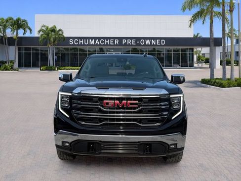 Used 2025 GMC Sierra 1500 SLT w/ SLT Premium Package AWD/4WD image 2