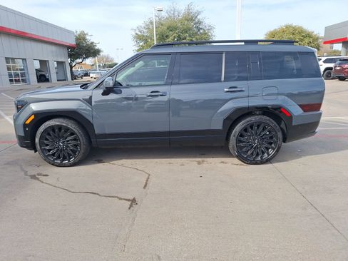 Used 2025 Hyundai Santa Fe Calligraphy image 3