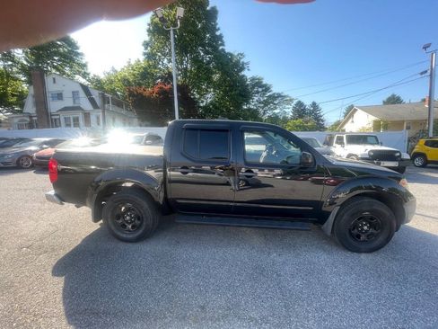 Used 2012 Nissan Frontier S AWD/4WD image 5