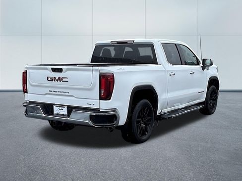 Used 2023 GMC Sierra 1500 SLT w/ SLT Convenience Package AWD/4WD image 6
