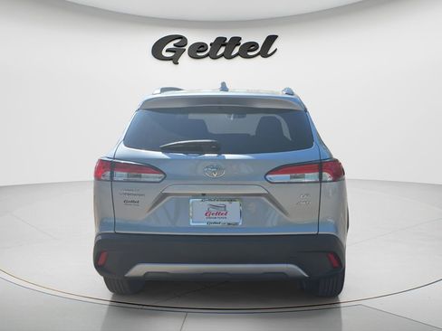 Used 2022 Toyota Corolla Cross LE w/ Moonroof Package AWD/4WD image 5