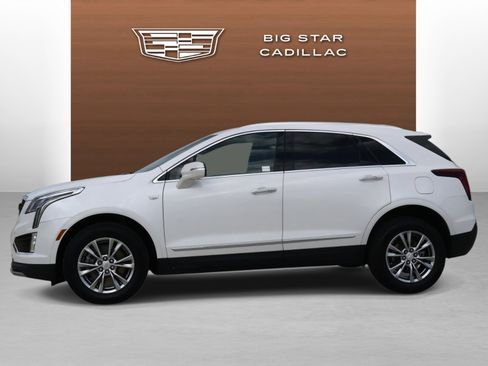 Certified 2022 Cadillac XT5 Premium Luxury AWD/4WD image 2
