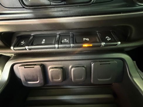 Used 2017 GMC Sierra 1500 SLT image 38