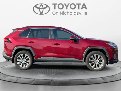 Used 2020 Toyota RAV4 XLE Premium w/ All Weather Liner Package AWD/4WD image 6