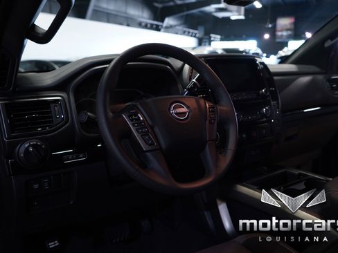 Used 2024 Nissan Titan SV w/ SV Bronze Edition Package AWD/4WD image 26
