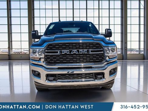 Used 2024 RAM 2500 Big Horn AWD/4WD image 25